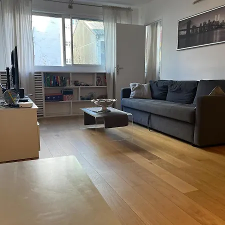 Grand Confort 4 Personnes Montmartre *
